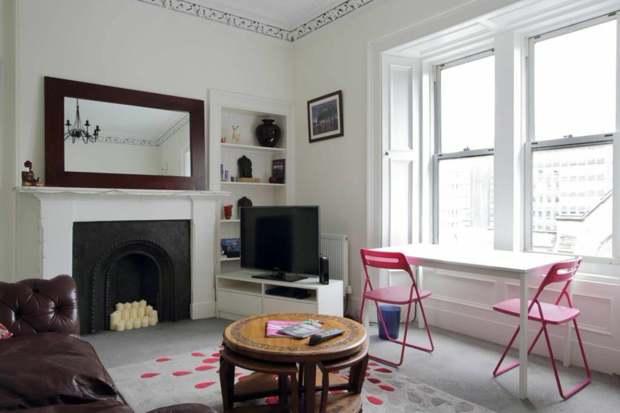 Modern And Colourful Flat By The Castle Apartman Edinburgh Kültér fotó